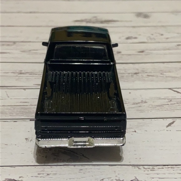 Maisto Ford F-150 Series Plain Black Pickup Truck Pullback 1/46 Scale Loose - Picture 6 of 9